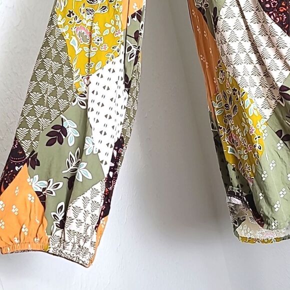 Colorful Longsleeve Patchwork Top, Shirred Elastic Neckline, Size Medium - Picture 4 of 8